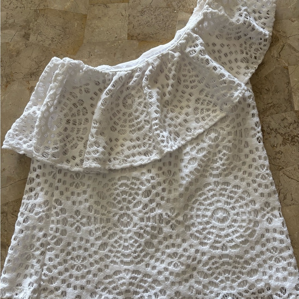 Lilly Pulitzer Adorable White Off The Shoulder Summer top Sz small
